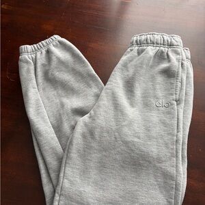 ALO Yoga Light Gray Joggers